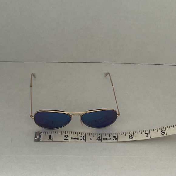 Ray Ban Aviator Sunglasses With Case and Cleaning Cloth. - Picture 4 of 7